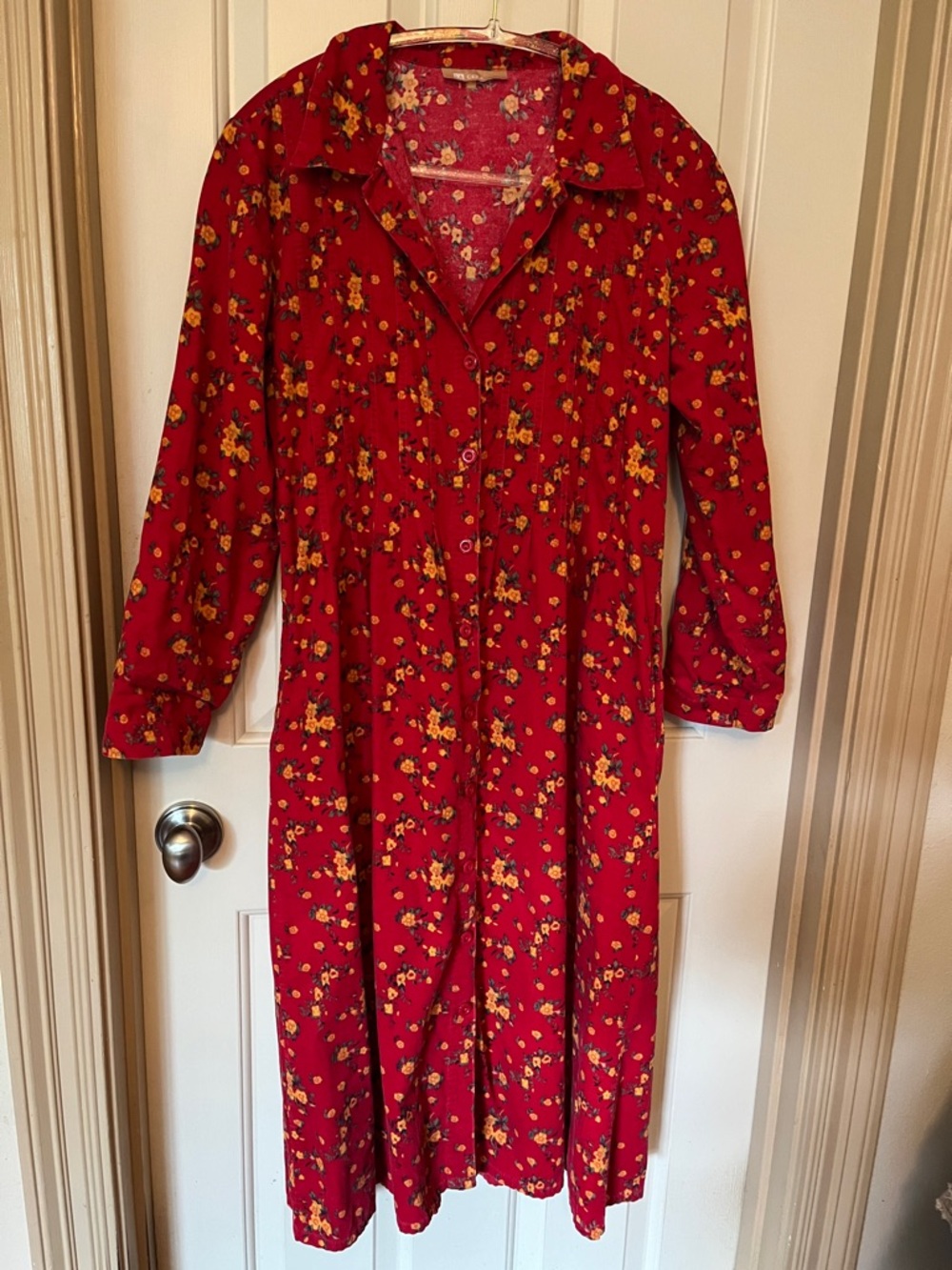 Women's Red Floral Long-Sleeve Button-Front Dress